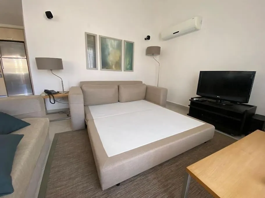 3 Bed Duplex Apartment Сёке