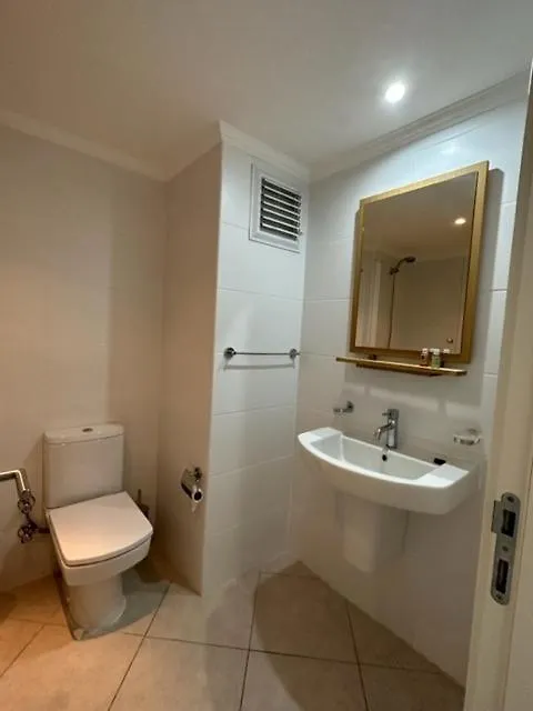 3 Bed Duplex Apartment Сёке