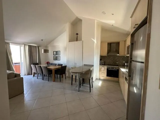 3 Bed Duplex Apartment Сёке